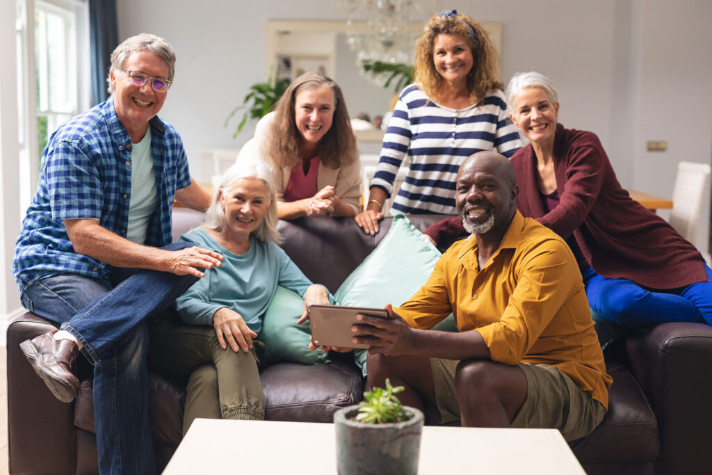 happy seniors relaxing in one of the best retirement communities in Texas